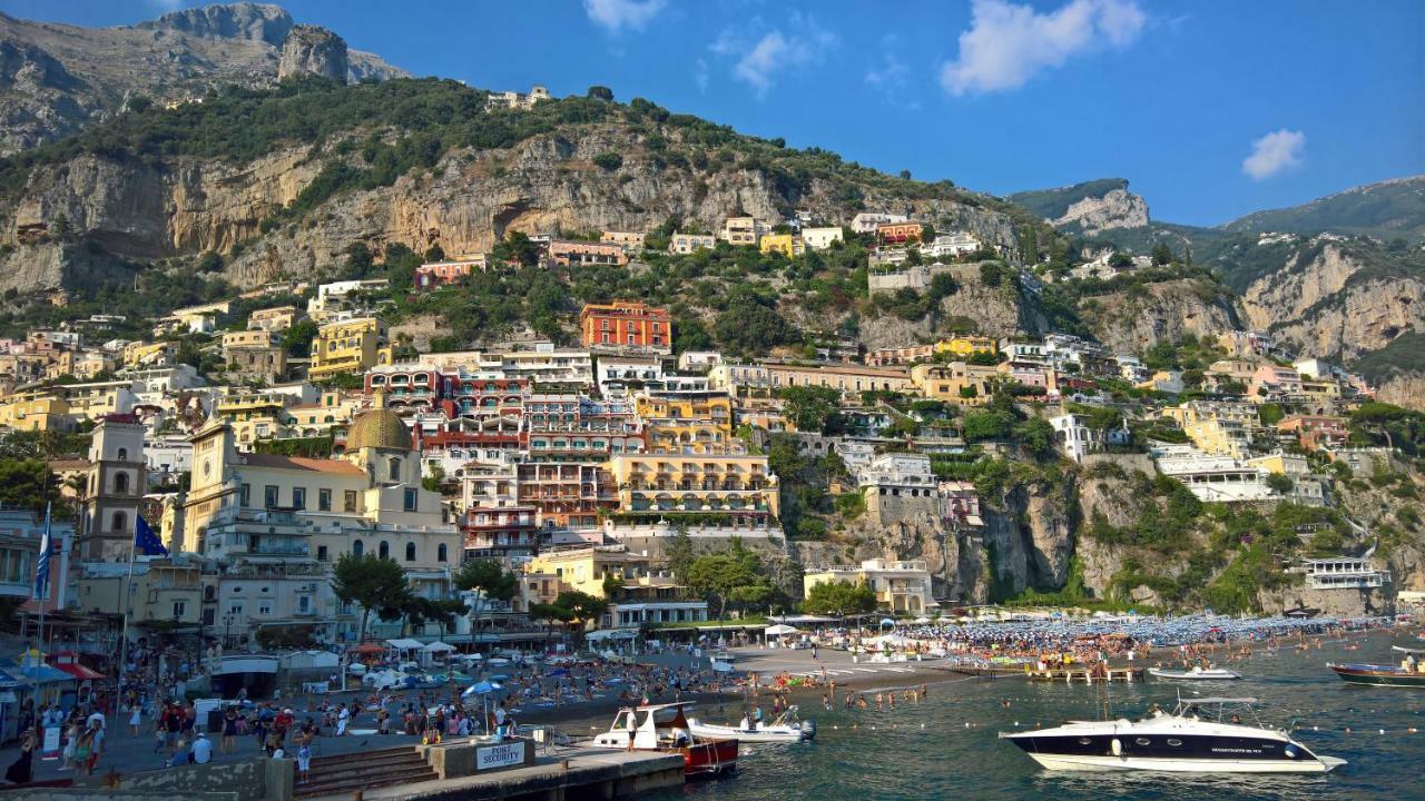 Casa Vacanze Archi Medievali Salerno Exterior foto